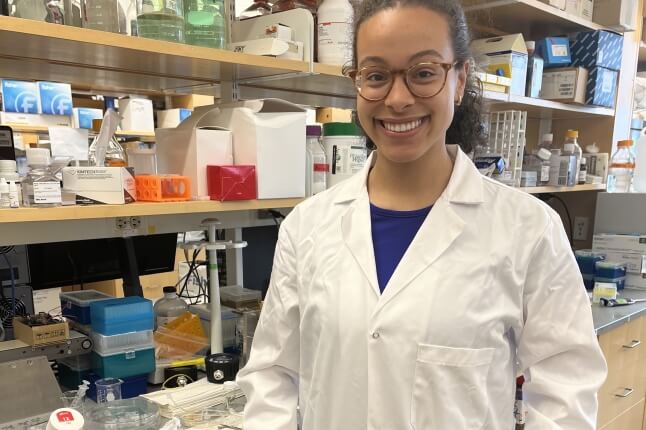 Sydney Kepler in the lab